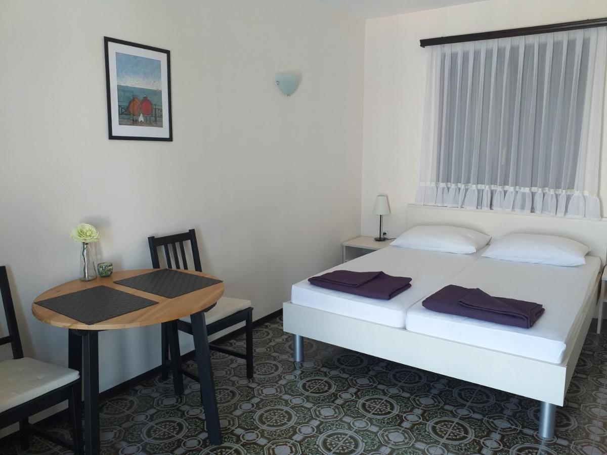 Apartments Marta Rogoznica  Εξωτερικό φωτογραφία